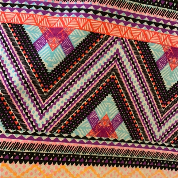 Open back Halter Top - Picture 2 of 5